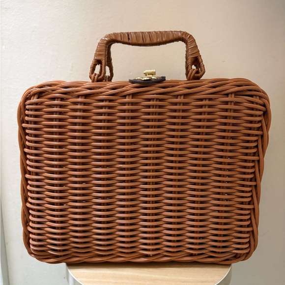 Brown Woven Wicker Storage Basket - Picture 2 of 13